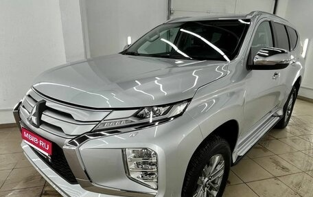 Mitsubishi Pajero Sport III рестайлинг, 2021 год, 3 998 000 рублей, 2 фотография