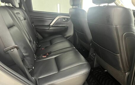 Mitsubishi Pajero Sport III рестайлинг, 2021 год, 3 998 000 рублей, 15 фотография