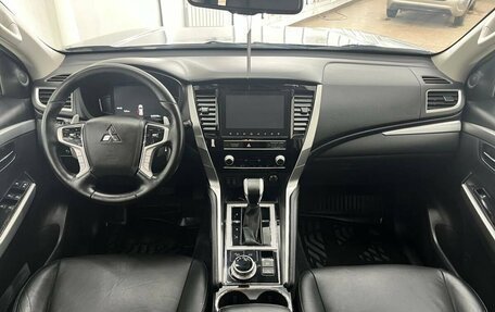 Mitsubishi Pajero Sport III рестайлинг, 2021 год, 3 998 000 рублей, 20 фотография