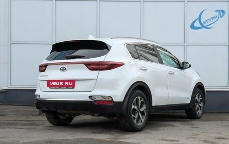 KIA Sportage IV рестайлинг, 2021 год, 2 670 000 рублей, 6 фотография