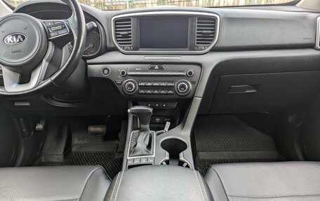 KIA Sportage IV рестайлинг, 2021 год, 2 670 000 рублей, 19 фотография