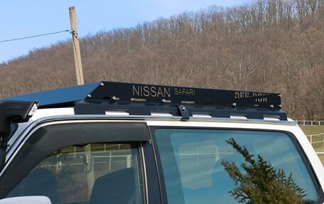 Nissan Safari IV, 2002 год, 1 250 000 рублей, 4 фотография