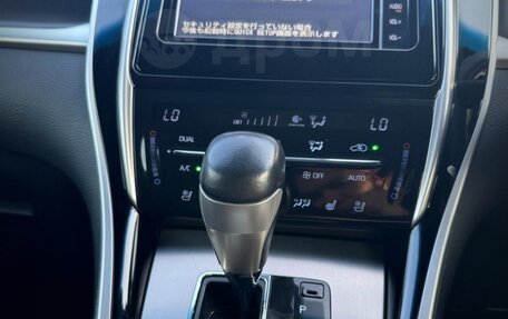 Toyota Harrier, 2019 год, 3 500 000 рублей, 3 фотография