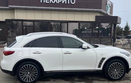 Infiniti FX II, 2012 год, 2 170 000 рублей, 7 фотография