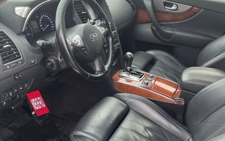 Infiniti FX II, 2012 год, 2 170 000 рублей, 11 фотография