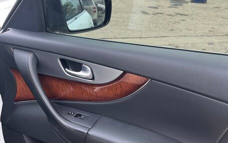 Infiniti FX II, 2012 год, 2 170 000 рублей, 16 фотография