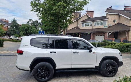 Toyota Land Cruiser, 2021 год, 10 999 999 рублей, 4 фотография