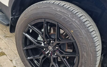 Toyota Land Cruiser, 2021 год, 10 999 999 рублей, 8 фотография