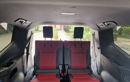 Toyota Land Cruiser, 2021 год, 10 999 999 рублей, 12 фотография