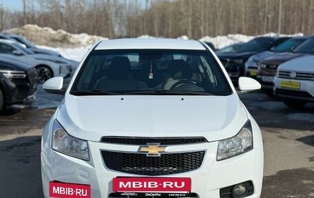 Chevrolet Cruze II, 2010 год, 590 000 рублей, 3 фотография