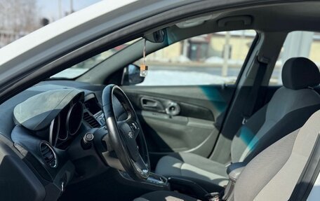 Chevrolet Cruze II, 2010 год, 590 000 рублей, 13 фотография