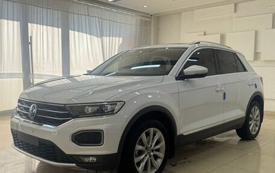 Volkswagen T-Roc I, 2021 год, 1 698 500 рублей, 1 фотография