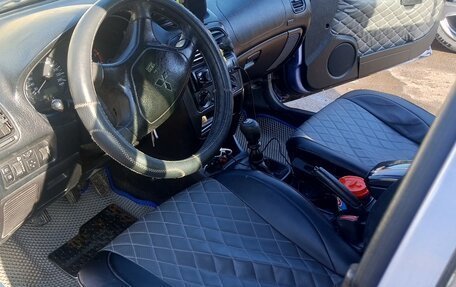 Mitsubishi Carisma I, 2002 год, 150 000 рублей, 10 фотография