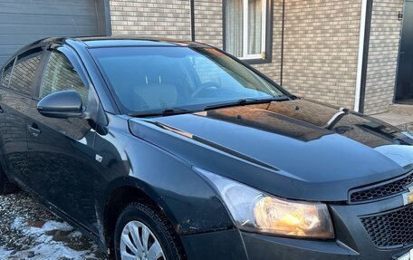 Chevrolet Cruze II, 2011 год, 290 000 рублей, 2 фотография