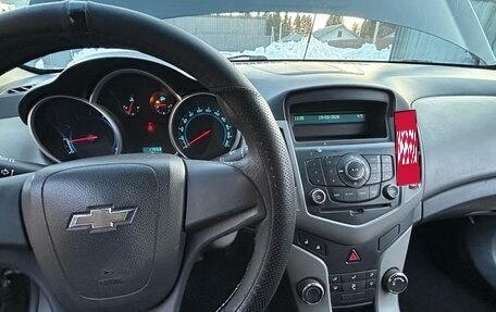 Chevrolet Cruze II, 2011 год, 290 000 рублей, 9 фотография