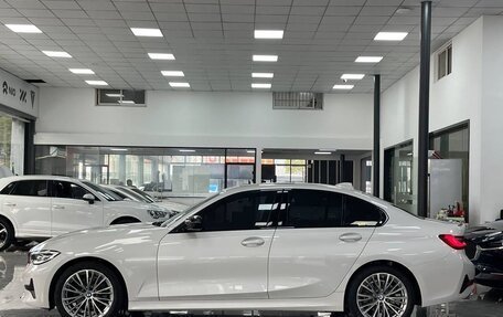 BMW 3 серия, 2022 год, 3 290 000 рублей, 4 фотография