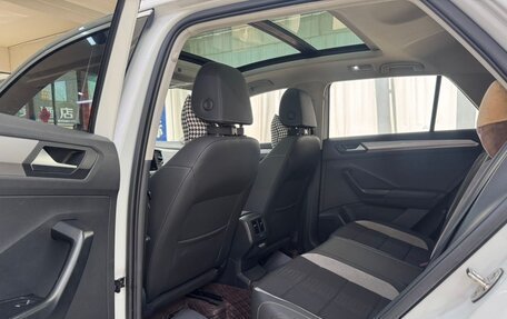 Volkswagen T-Roc I, 2021 год, 1 698 500 рублей, 8 фотография