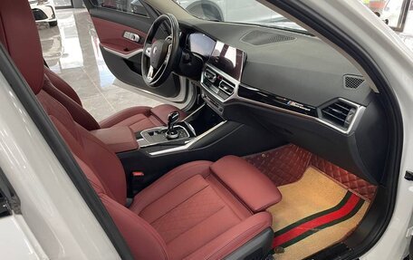 BMW 3 серия, 2022 год, 3 290 000 рублей, 13 фотография