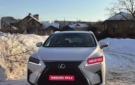 Lexus RX IV рестайлинг, 2016 год, 4 000 000 рублей, 1 фотография