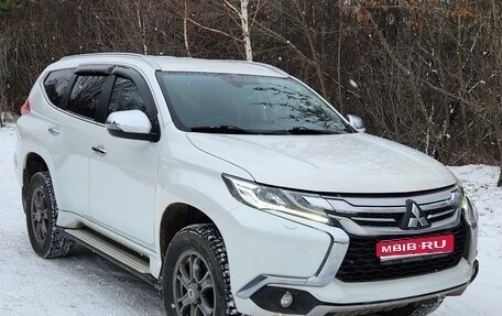 Mitsubishi Pajero Sport III рестайлинг, 2018 год, 3 250 000 рублей, 1 фотография
