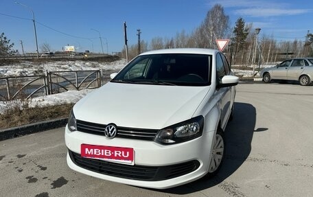 Volkswagen Polo VI (EU Market), 2014 год, 850 000 рублей, 1 фотография