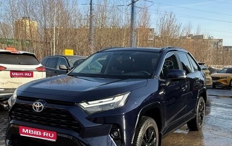 Toyota RAV4, 2023 год, 3 950 000 рублей, 1 фотография