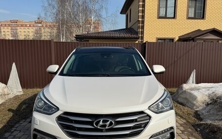 Hyundai Santa Fe III рестайлинг, 2017 год, 2 440 000 рублей, 1 фотография