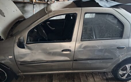 Renault Logan I, 2010 год, 150 000 рублей, 12 фотография