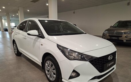 Hyundai Solaris II рестайлинг, 2020 год, 1 639 000 рублей, 7 фотография