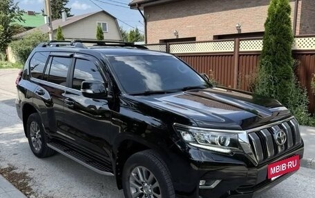 Toyota Land Cruiser Prado 150 рестайлинг 2, 2018 год, 4 950 000 рублей, 3 фотография