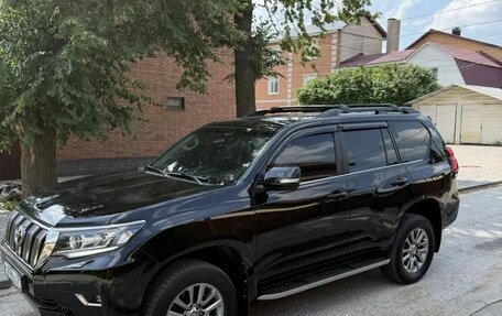 Toyota Land Cruiser Prado 150 рестайлинг 2, 2018 год, 4 950 000 рублей, 10 фотография