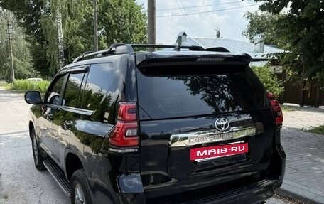 Toyota Land Cruiser Prado 150 рестайлинг 2, 2018 год, 4 950 000 рублей, 8 фотография