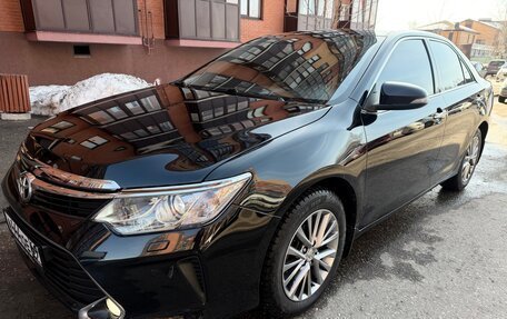 Toyota Camry, 2015 год, 1 920 000 рублей, 2 фотография