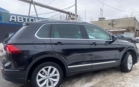 Volkswagen Tiguan II, 2020 год, 2 700 000 рублей, 4 фотография