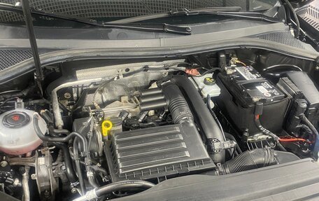 Volkswagen Tiguan II, 2020 год, 2 700 000 рублей, 9 фотография