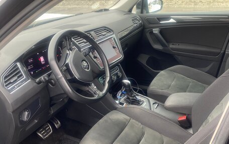 Volkswagen Tiguan II, 2020 год, 2 700 000 рублей, 8 фотография