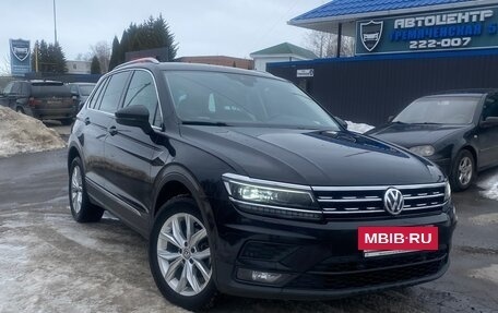 Volkswagen Tiguan II, 2020 год, 2 700 000 рублей, 3 фотография