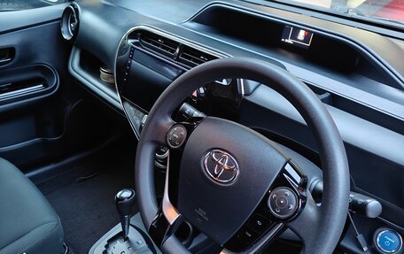 Toyota Aqua I, 2018 год, 1 140 000 рублей, 14 фотография