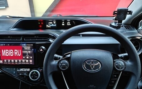 Toyota Aqua I, 2018 год, 1 140 000 рублей, 20 фотография