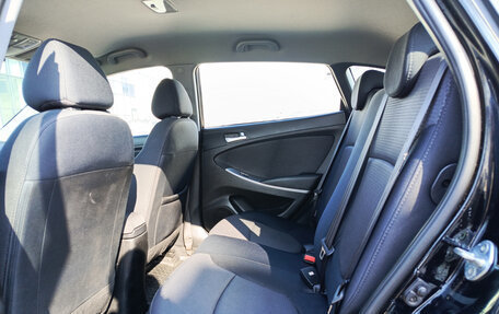 Hyundai Solaris II рестайлинг, 2015 год, 950 000 рублей, 15 фотография