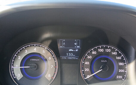 Hyundai Solaris II рестайлинг, 2015 год, 950 000 рублей, 16 фотография