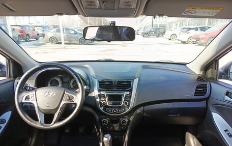 Hyundai Solaris II рестайлинг, 2015 год, 950 000 рублей, 17 фотография