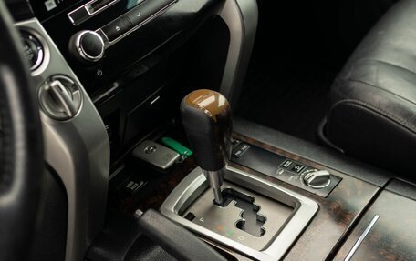 Toyota Land Cruiser 200, 2012 год, 4 400 000 рублей, 16 фотография