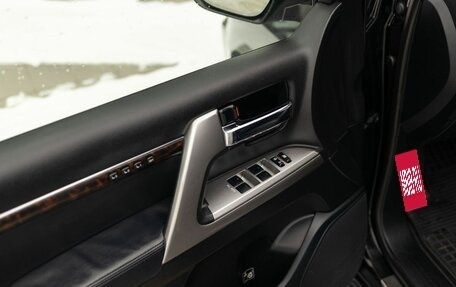 Toyota Land Cruiser 200, 2012 год, 4 400 000 рублей, 18 фотография