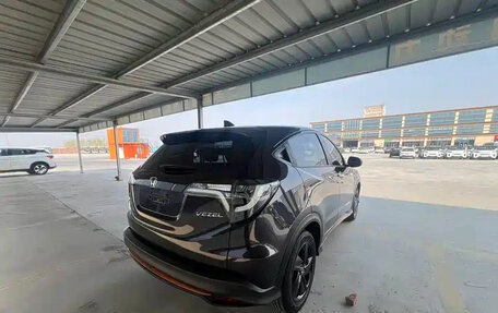 Honda Vezel, 2021 год, 1 239 000 рублей, 5 фотография