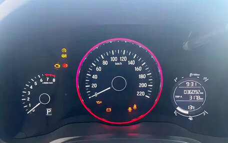 Honda Vezel, 2021 год, 1 239 000 рублей, 11 фотография