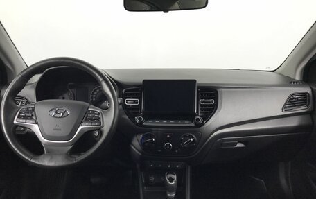 Hyundai Solaris II рестайлинг, 2021 год, 1 649 000 рублей, 7 фотография