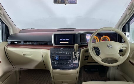 Nissan Elgrand III, 2006 год, 1 320 000 рублей, 10 фотография