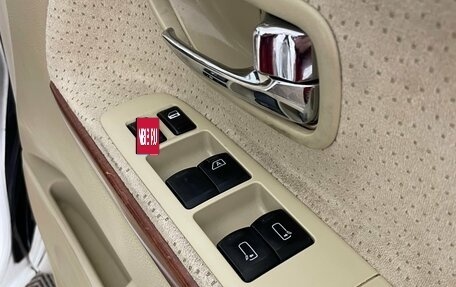 Nissan Elgrand III, 2006 год, 1 320 000 рублей, 18 фотография