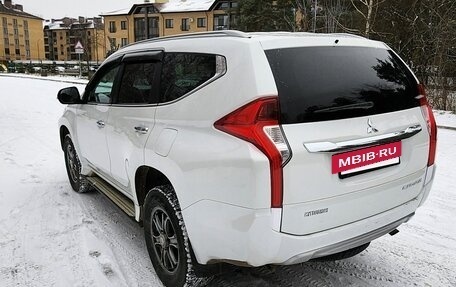 Mitsubishi Pajero Sport III рестайлинг, 2018 год, 3 250 000 рублей, 3 фотография